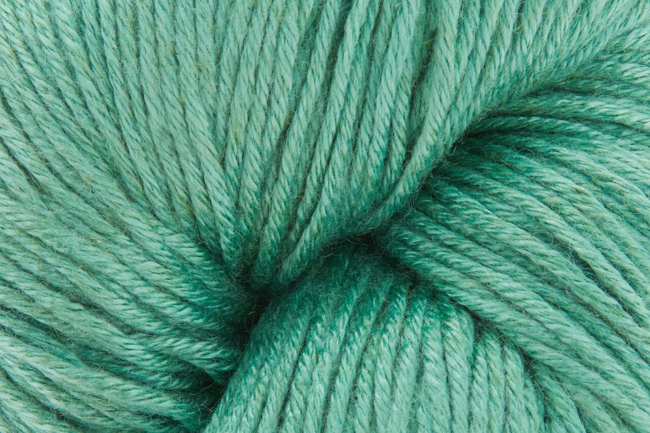 Magnolia by Universal Yarn - Cashmere/Modal Super Fine Yarn - 114 Citrus Leaf